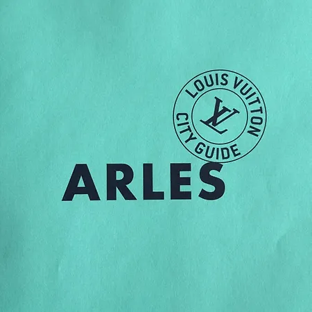 Avec *